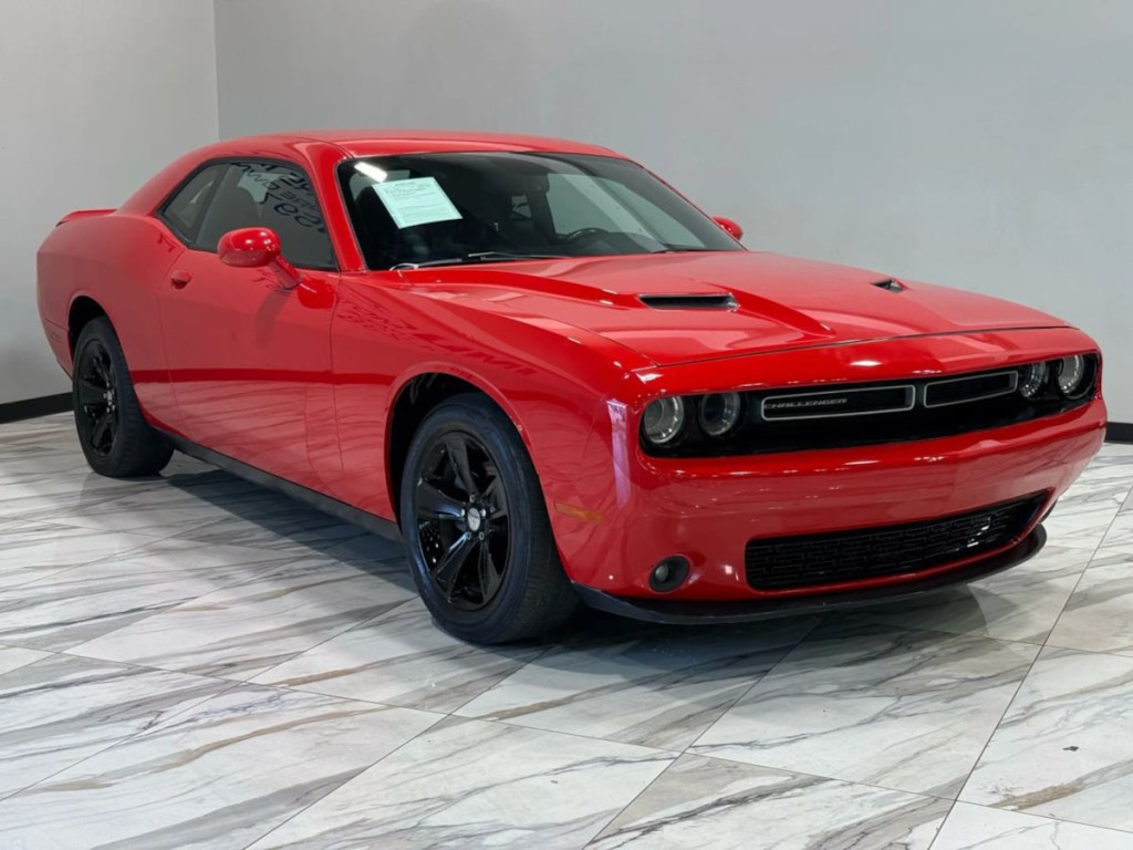 2019 Dodge Challenger Image 4