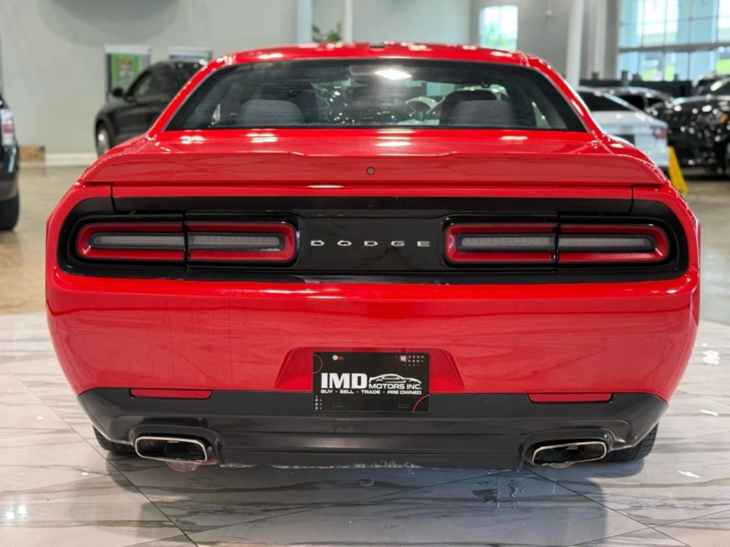 2019 Dodge Challenger Image 7