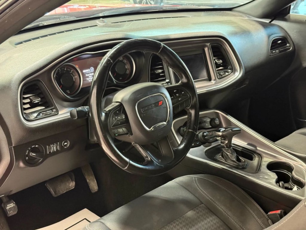 2019 Dodge Challenger Image 13