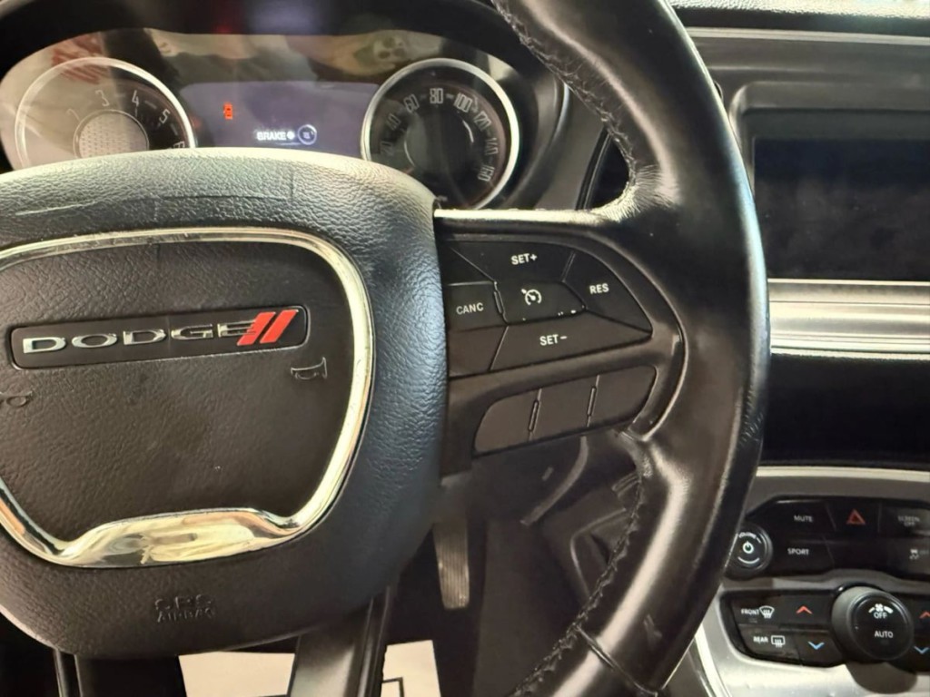 2019 Dodge Challenger Image 16