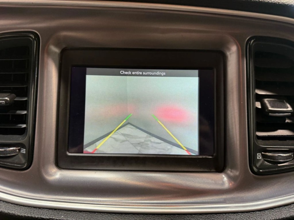 2019 Dodge Challenger Image 21
