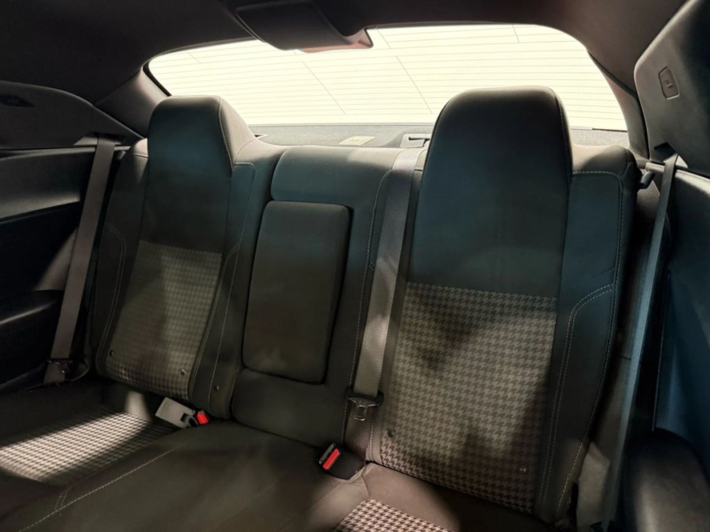 2019 Dodge Challenger Image 24