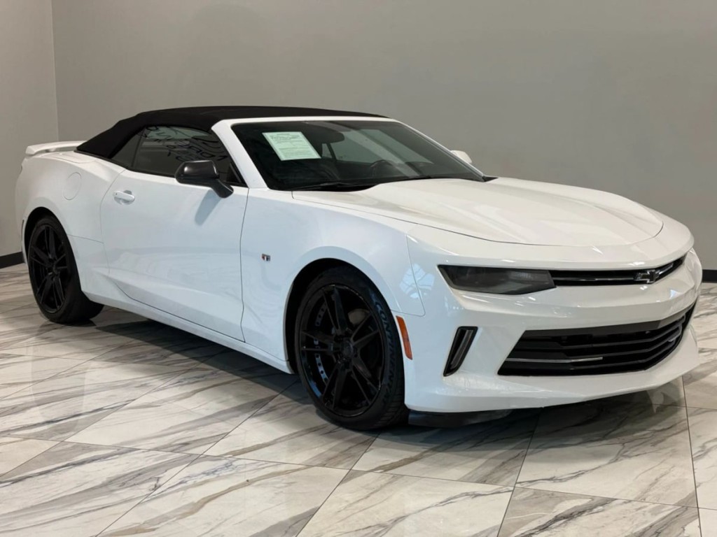 2017 Chevrolet Camaro Image 4