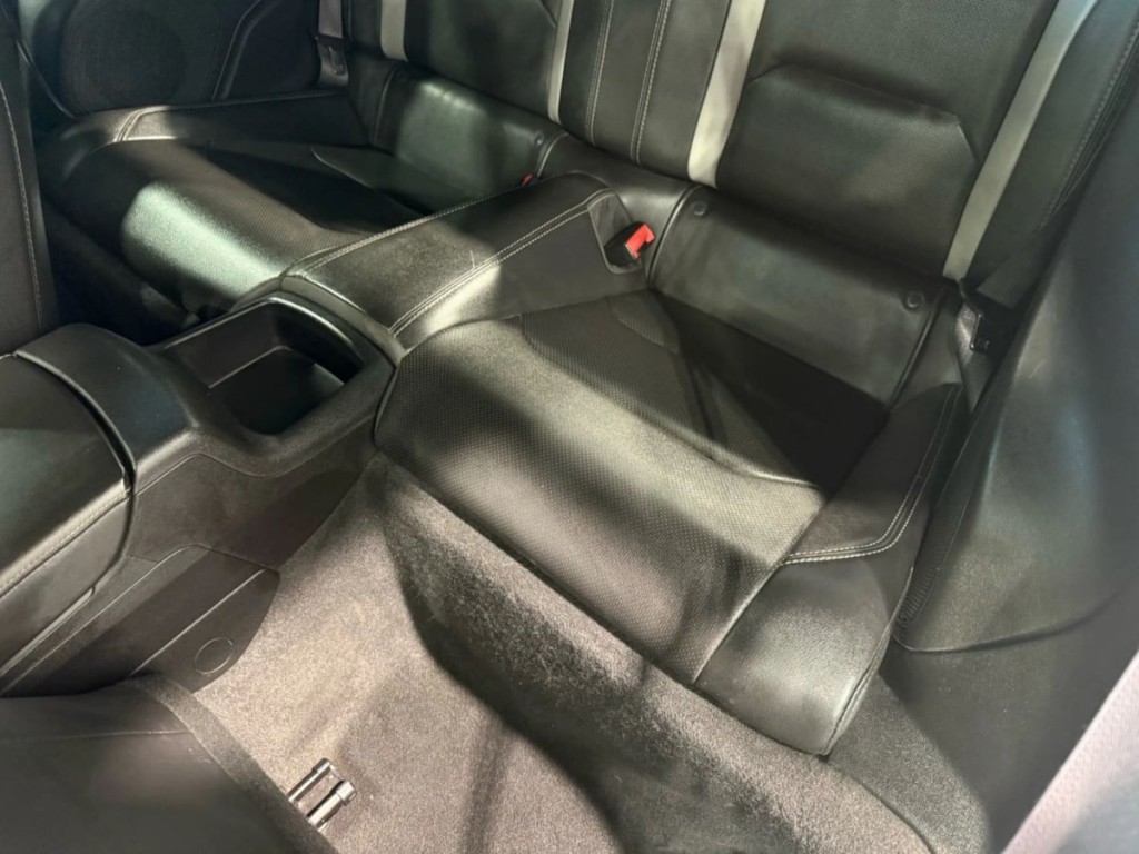 2017 Chevrolet Camaro Image 22