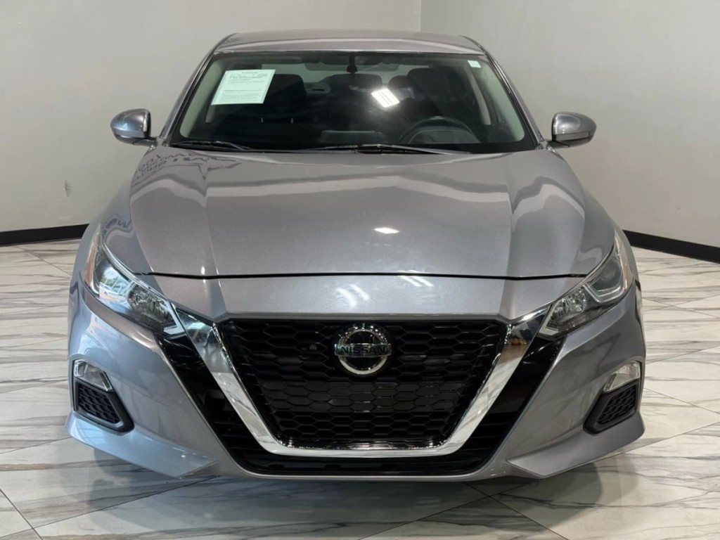 2019 Nissan Altima Image 3
