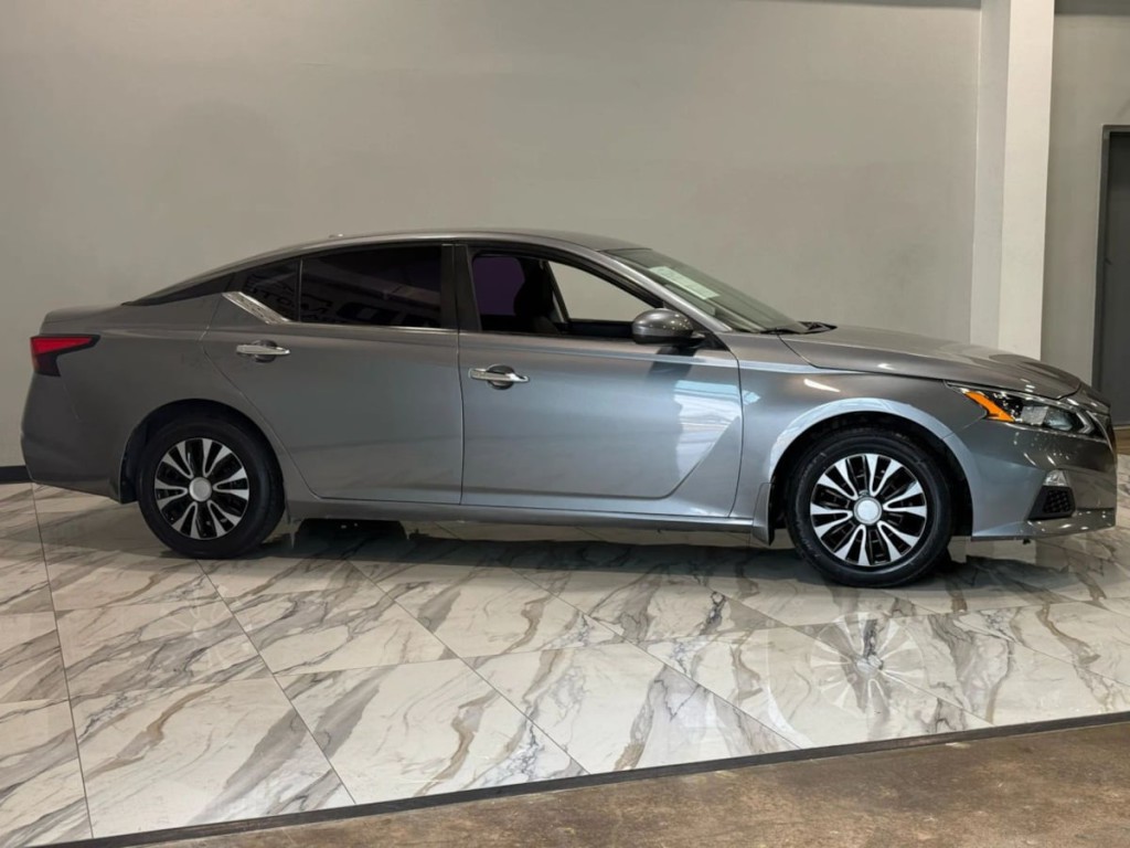 2019 Nissan Altima Image 5
