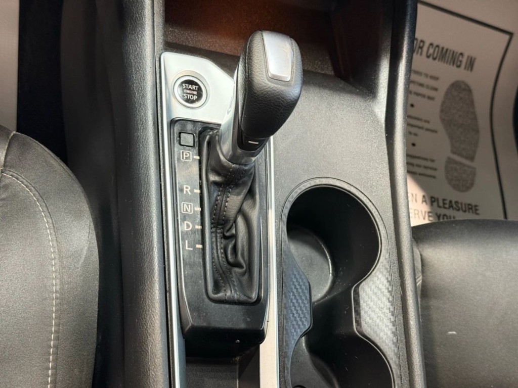 2019 Nissan Altima Image 18