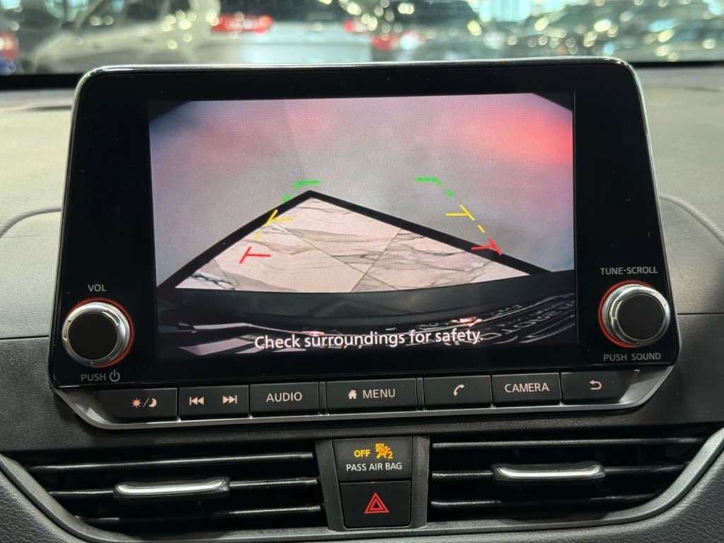 2019 Nissan Altima Image 21