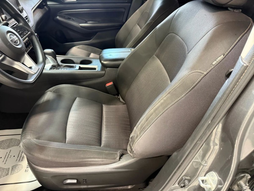 2019 Nissan Altima Image 23