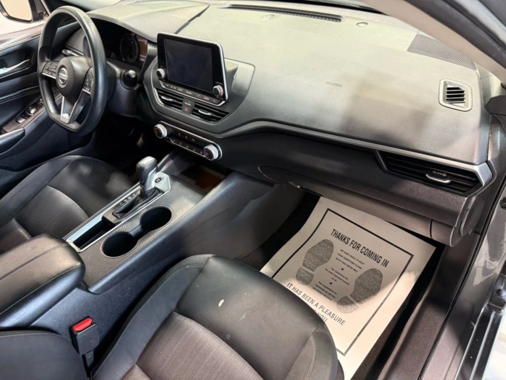 2019 Nissan Altima Image 27