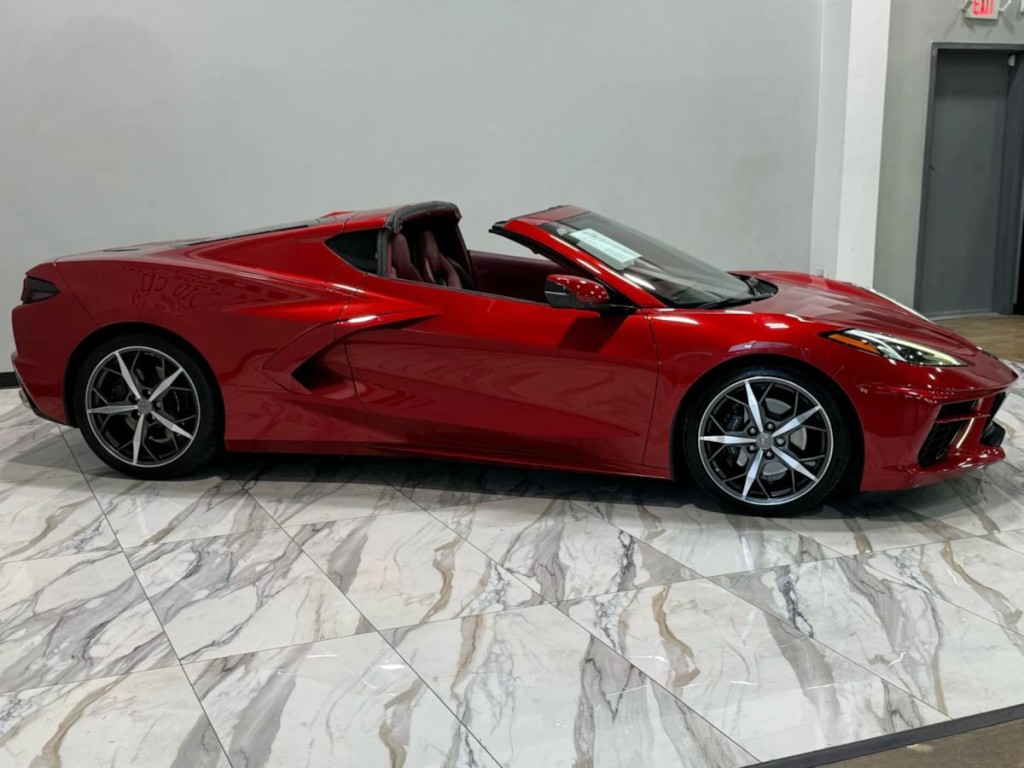 2021 Chevrolet Corvette Image 8