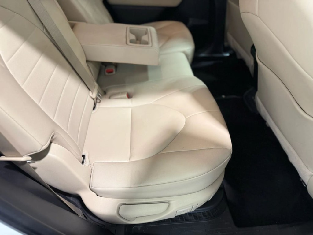 2023 Toyota Highlander Image 37