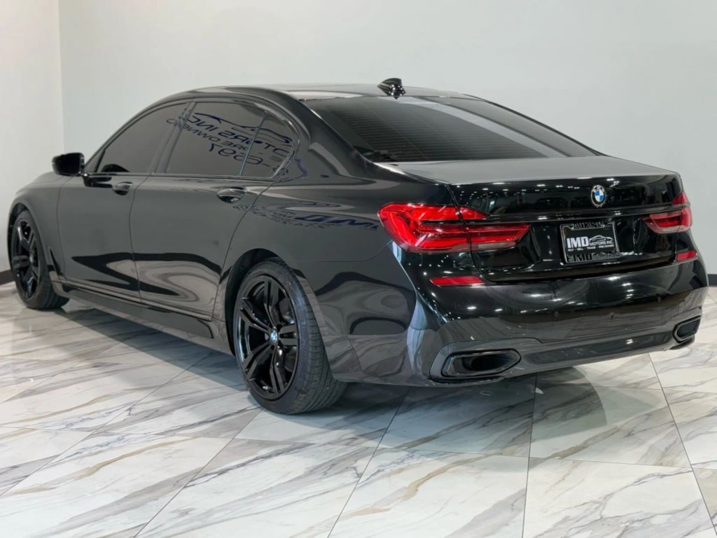 2018 BMW 7 Series Image 8