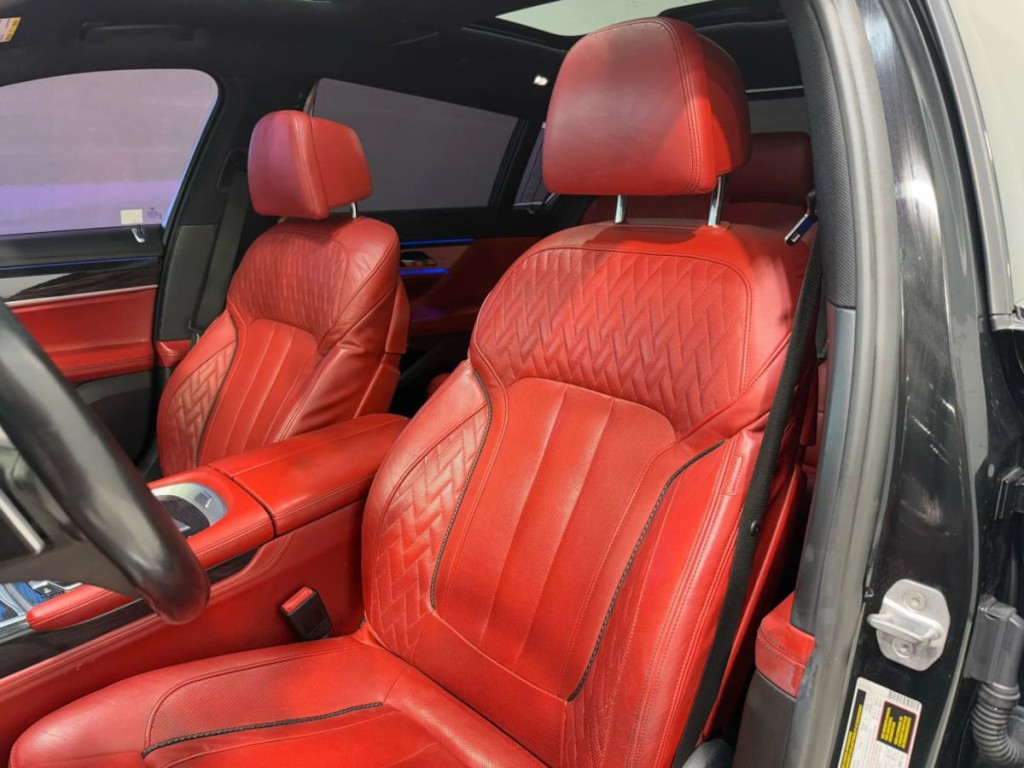2018 BMW 7 Series Image 22