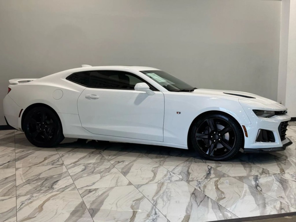 2016 Chevrolet Camaro Image 5