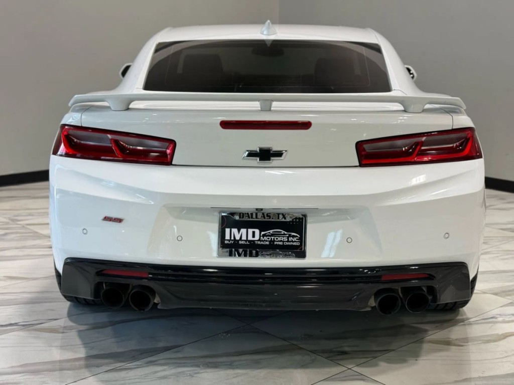2016 Chevrolet Camaro Image 7