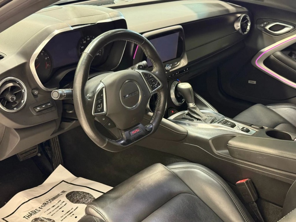 2016 Chevrolet Camaro Image 12
