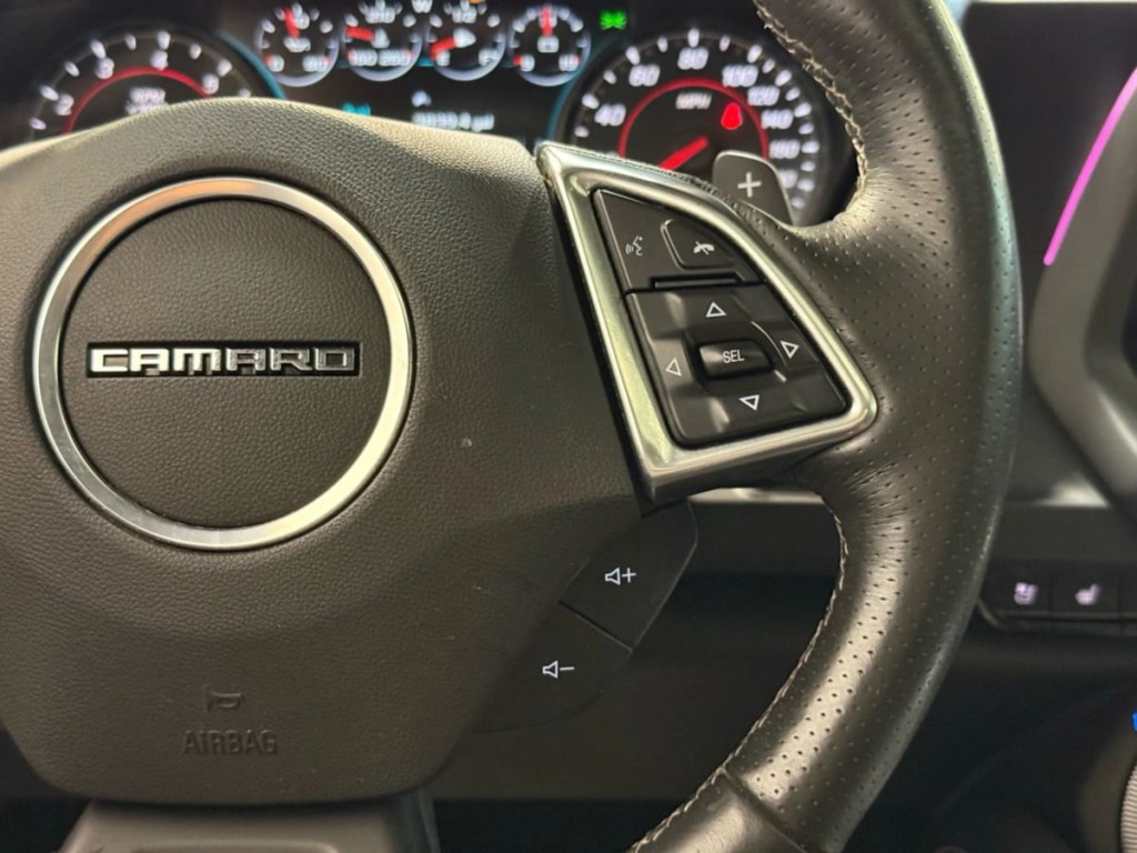 2016 Chevrolet Camaro Image 15
