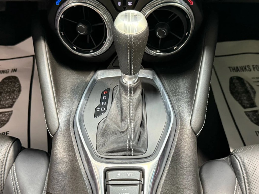 2016 Chevrolet Camaro Image 18