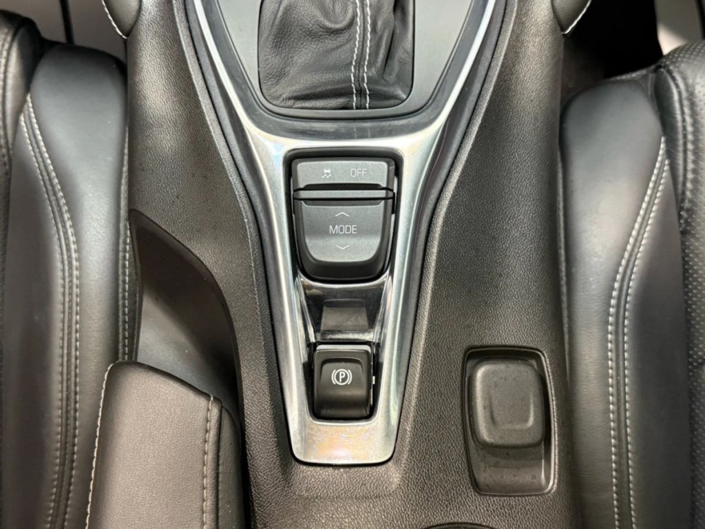 2016 Chevrolet Camaro Image 19