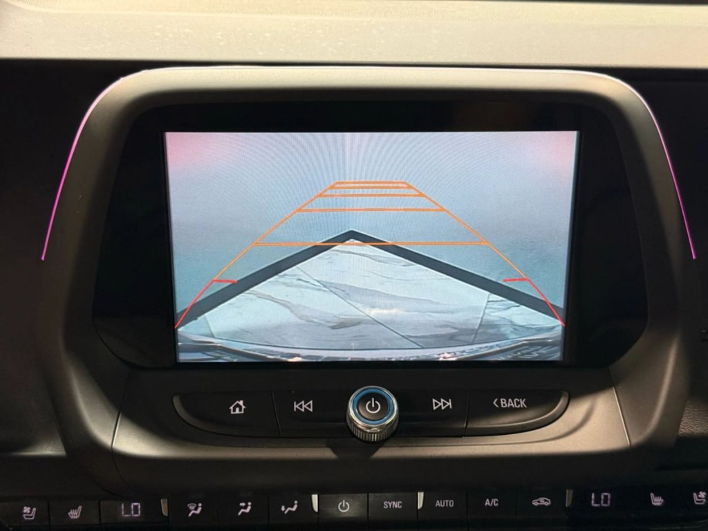 2016 Chevrolet Camaro Image 22