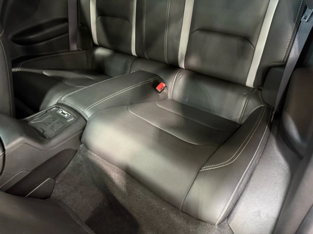 2016 Chevrolet Camaro Image 25