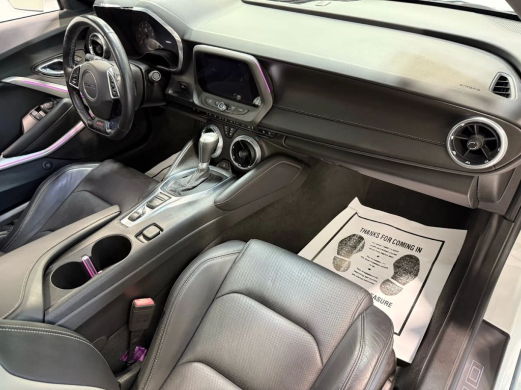 2016 Chevrolet Camaro Image 27