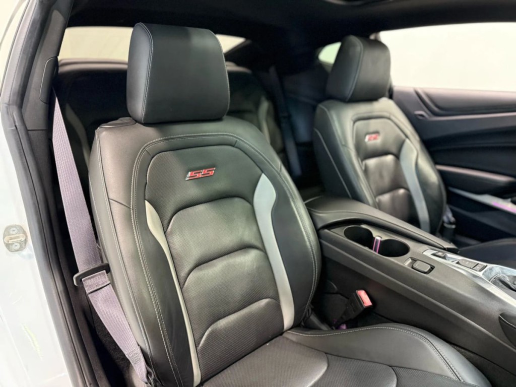 2016 Chevrolet Camaro Image 30