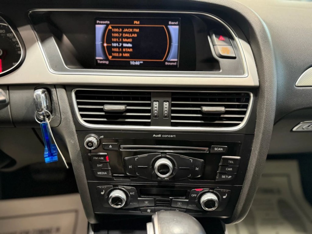 2015 Audi A4 Image 18