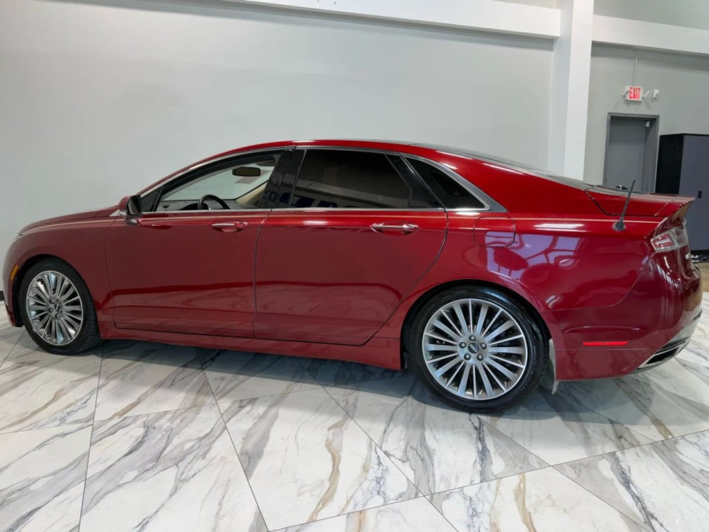 2013 Lincoln MKZ Image 9