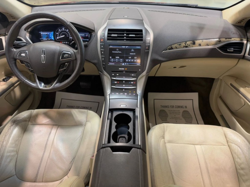 2013 Lincoln MKZ Image 14