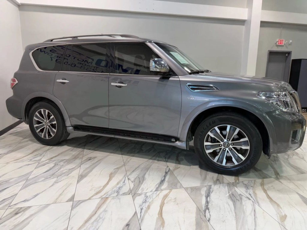 2017 Nissan Armada Image 5