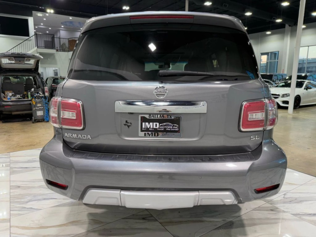2017 Nissan Armada Image 7