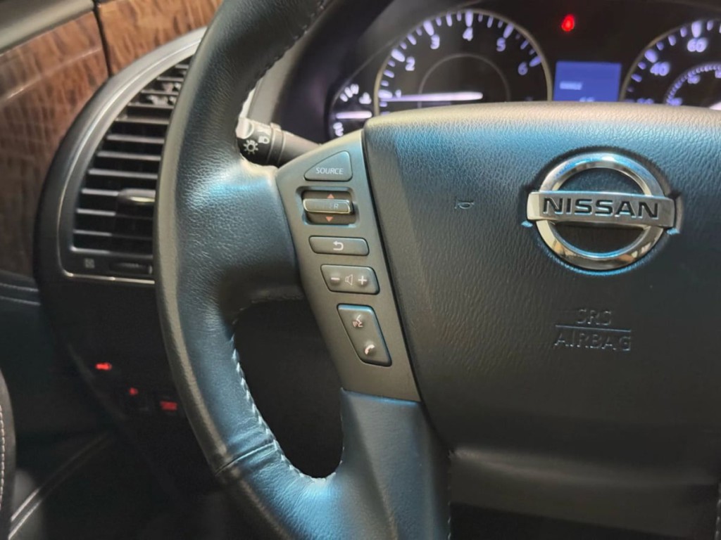 2017 Nissan Armada Image 18