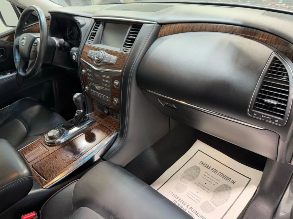 2017 Nissan Armada Image 34