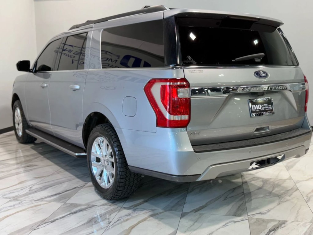 2021 Ford Expedition Image 8