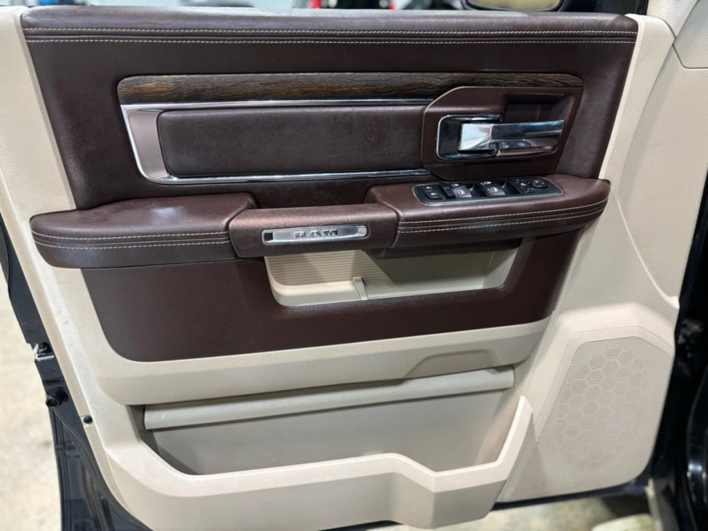 2014 RAM 1500 Image 13