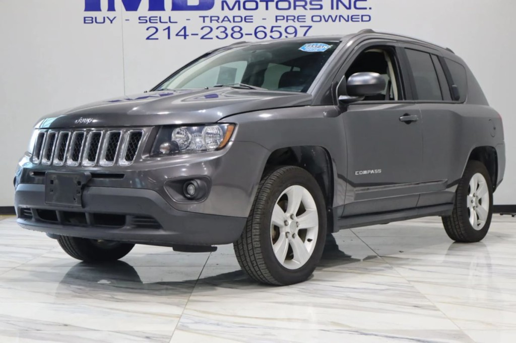 2016 Jeep Compass Image 2