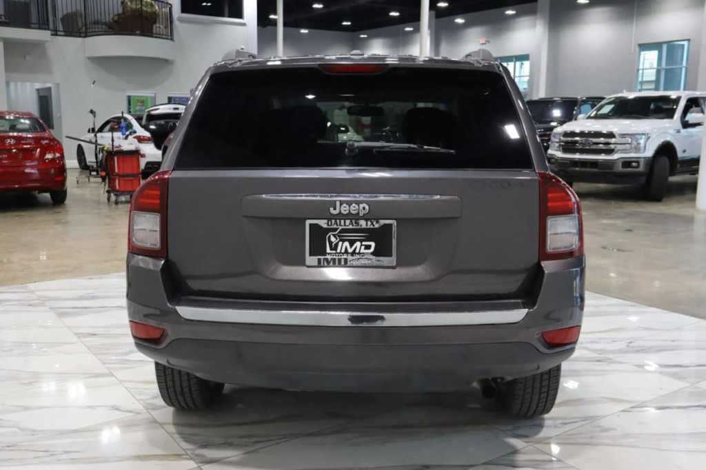 2016 Jeep Compass Image 6