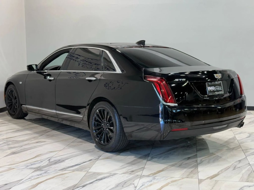 2017 Cadillac CT6 Image 8