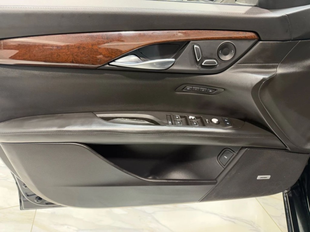 2017 Cadillac CT6 Image 12