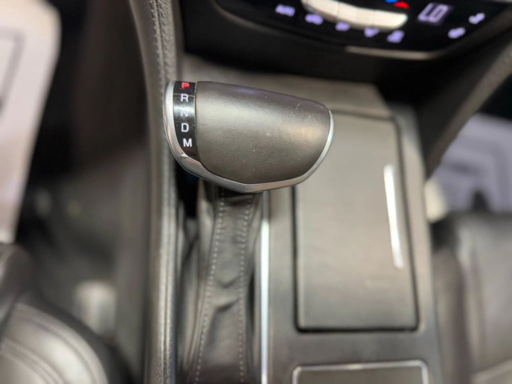 2017 Cadillac CT6 Image 21