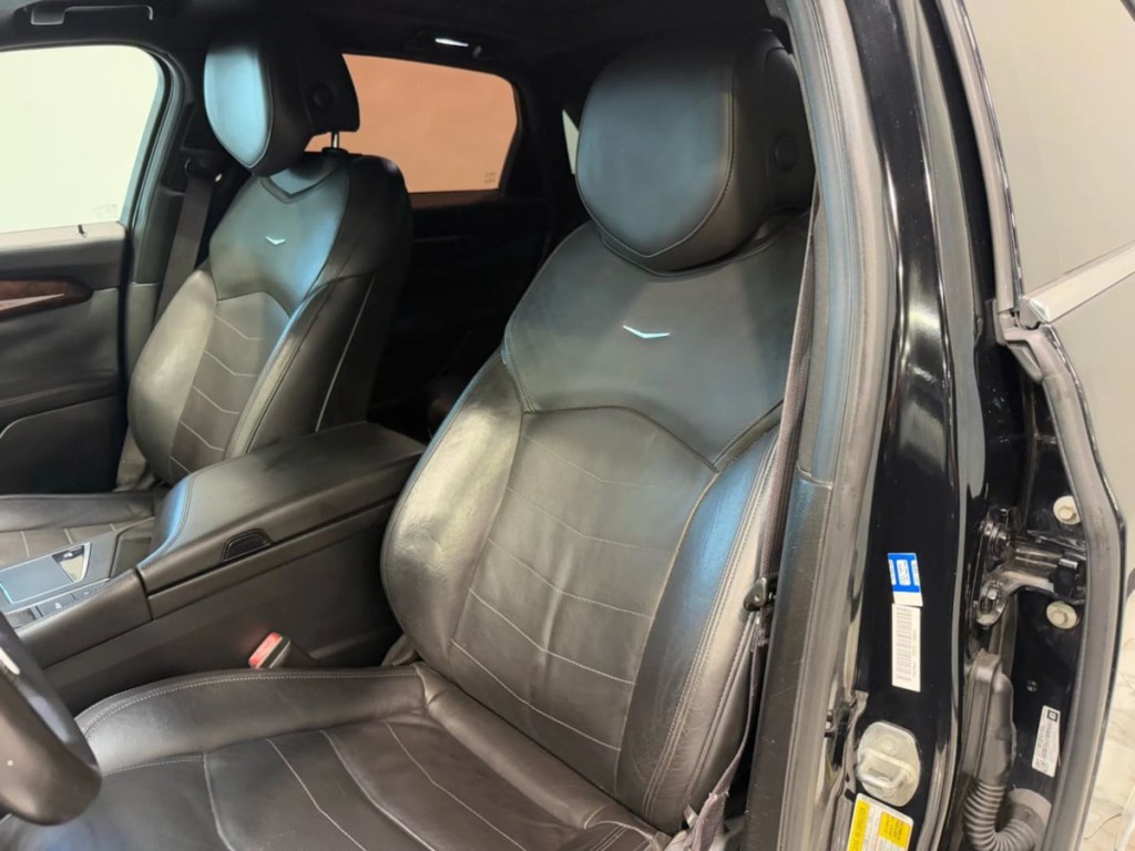 2017 Cadillac CT6 Image 25