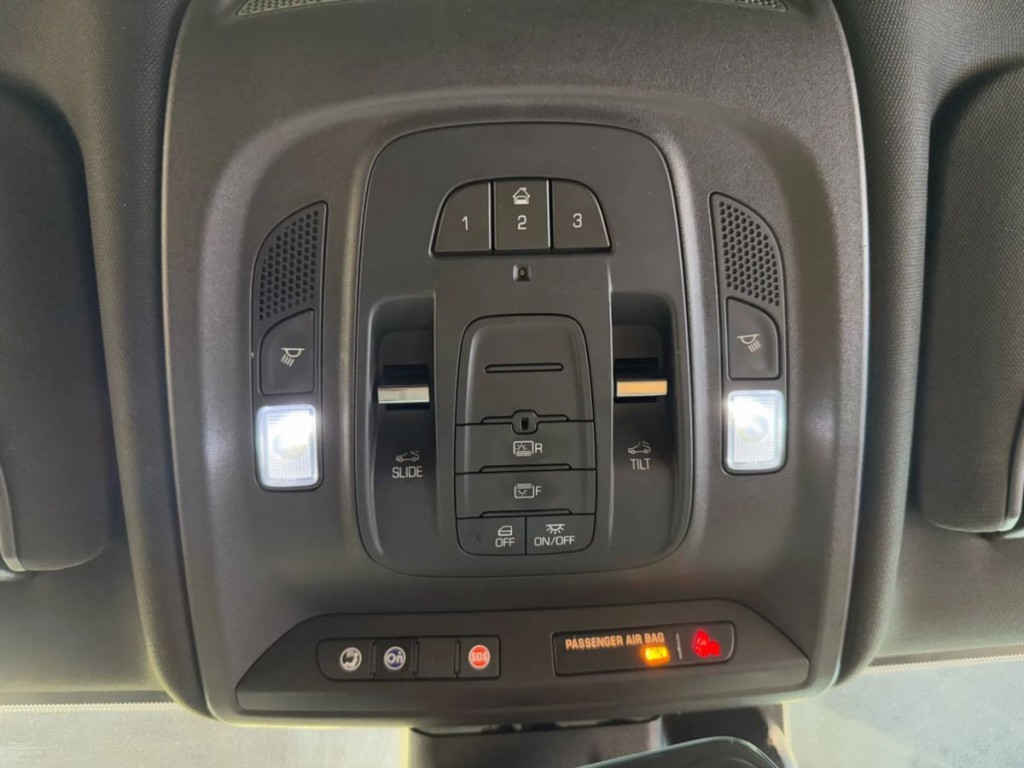 2017 Cadillac CT6 Image 32