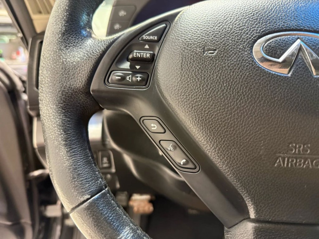 2012 INFINITI G37 Image 14