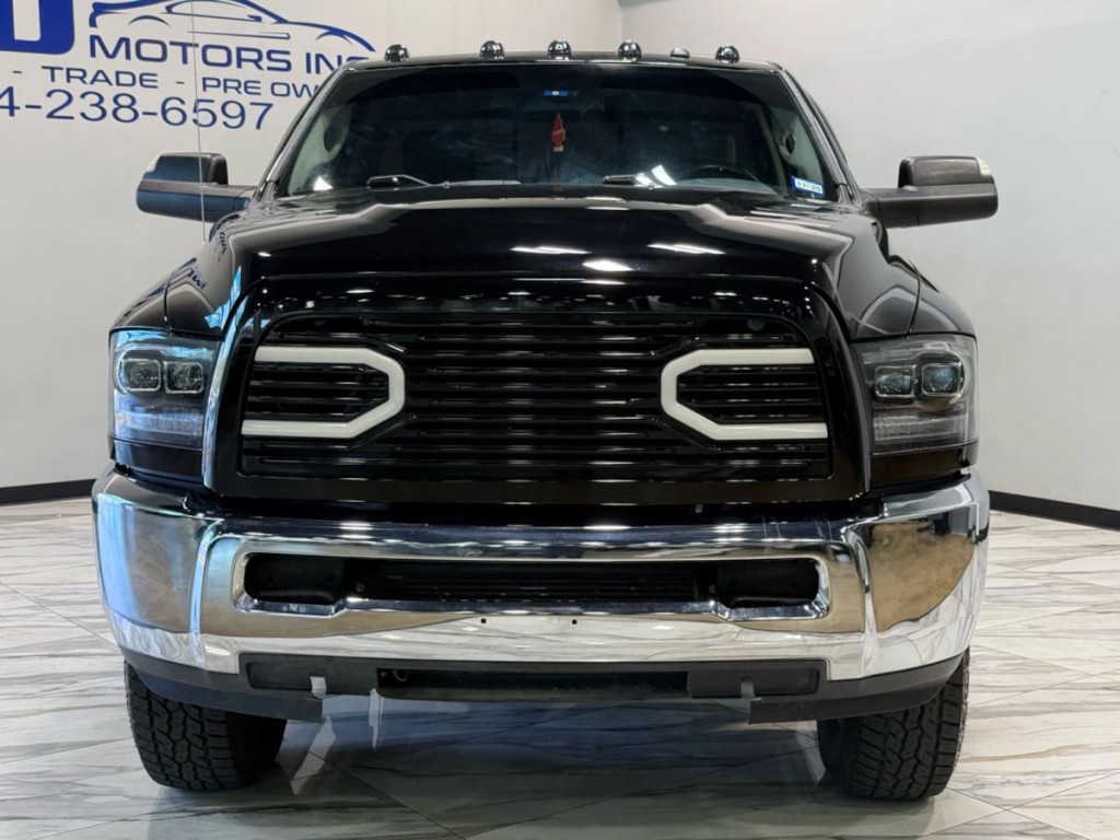 2016 RAM 3500 Image 3