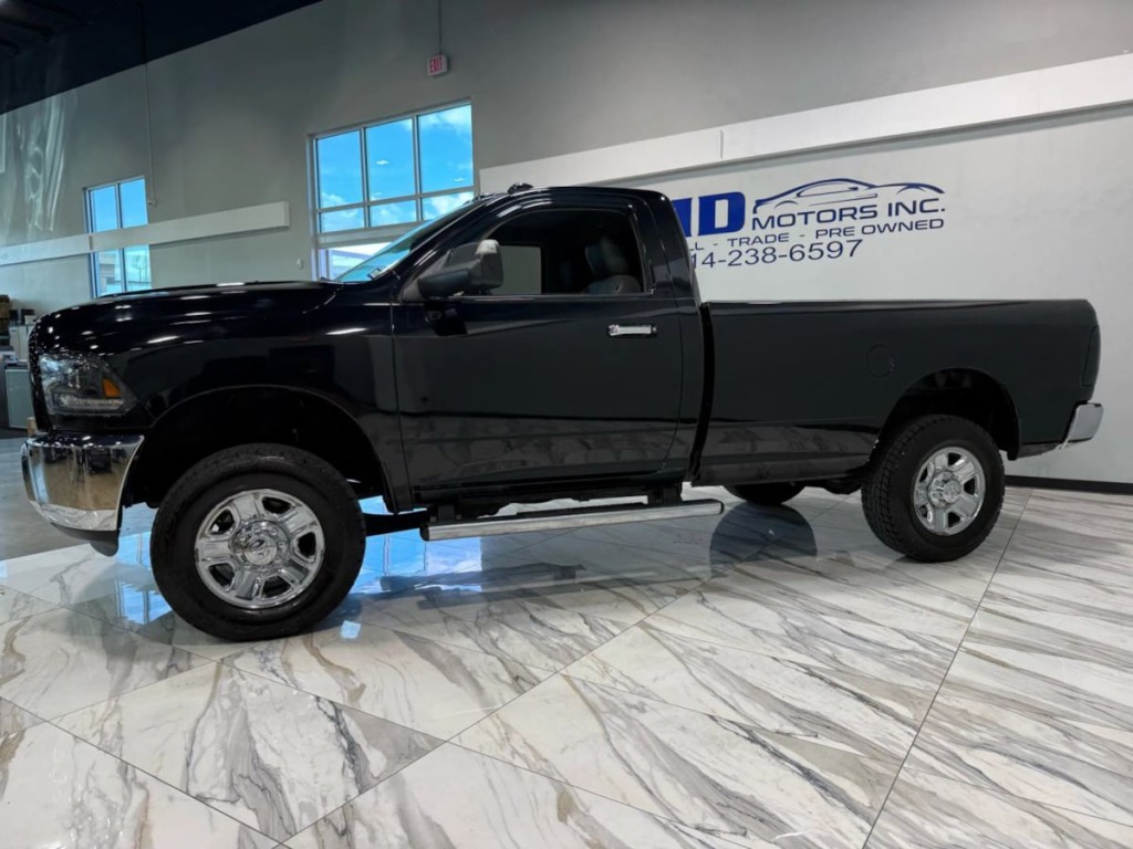 2016 RAM 3500 Image 6