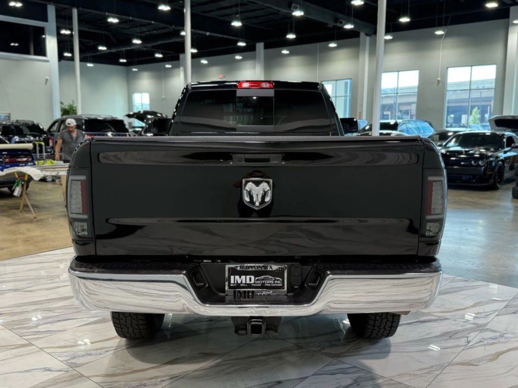 2016 RAM 3500 Image 8