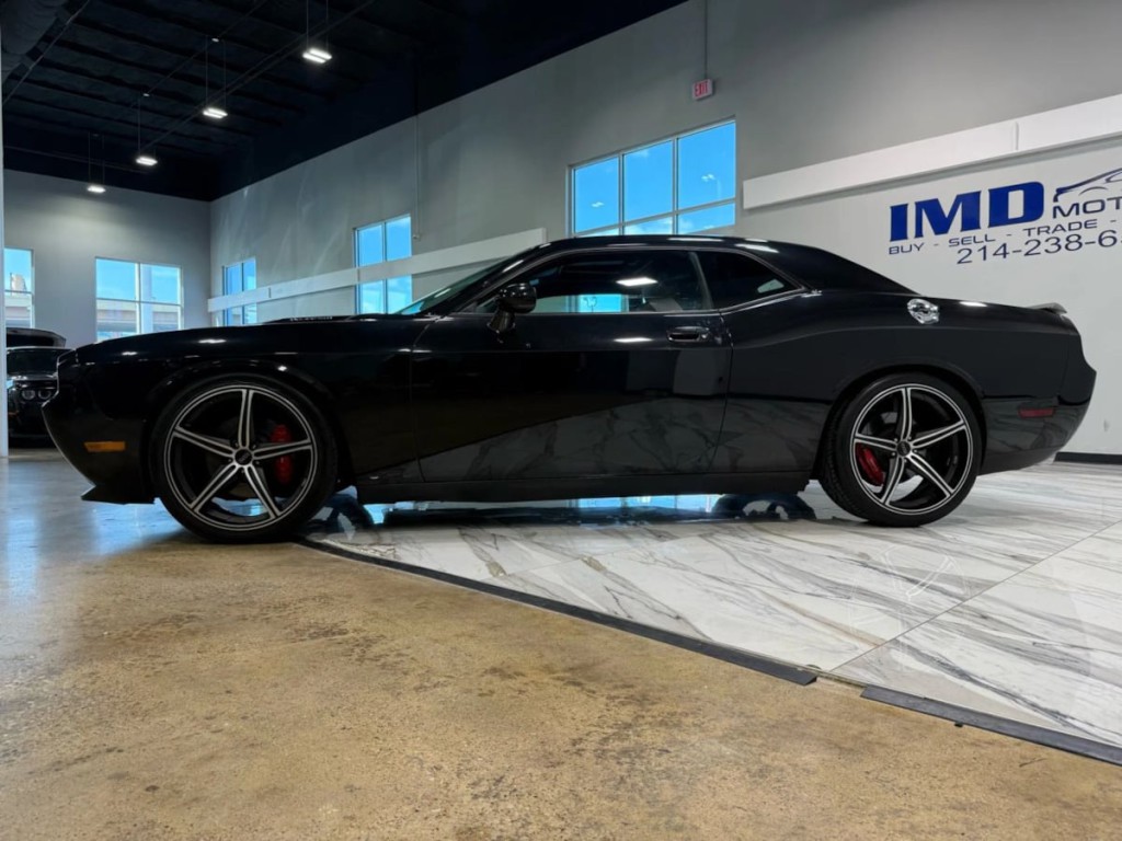 2008 Dodge Challenger Image 10
