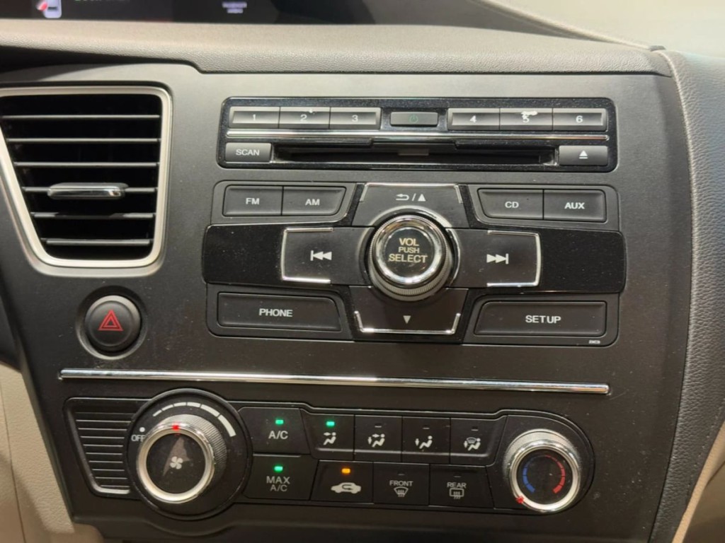 2014 Honda Civic Image 17